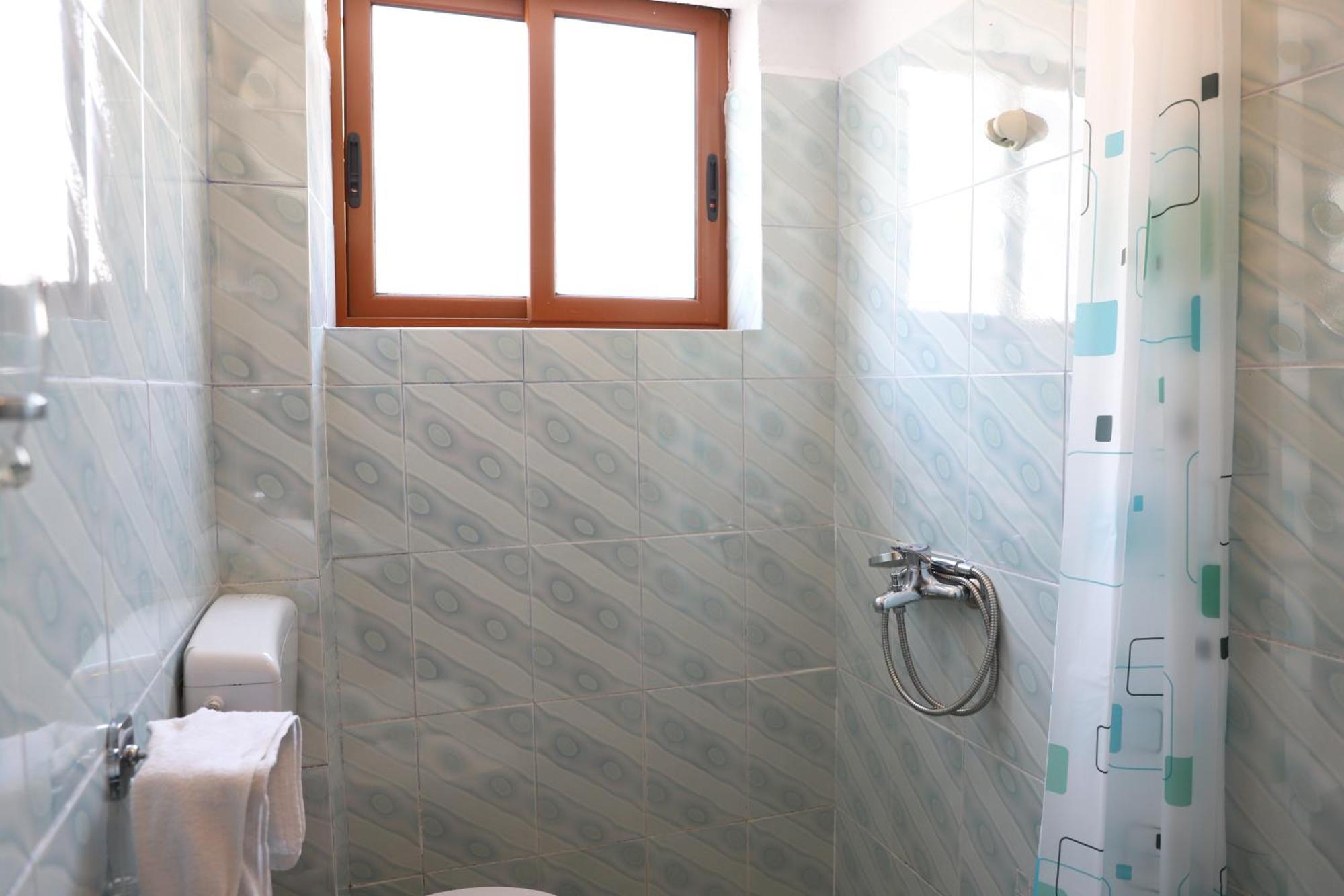 Tb One Bedroom Apartment Берат Екстер'єр фото